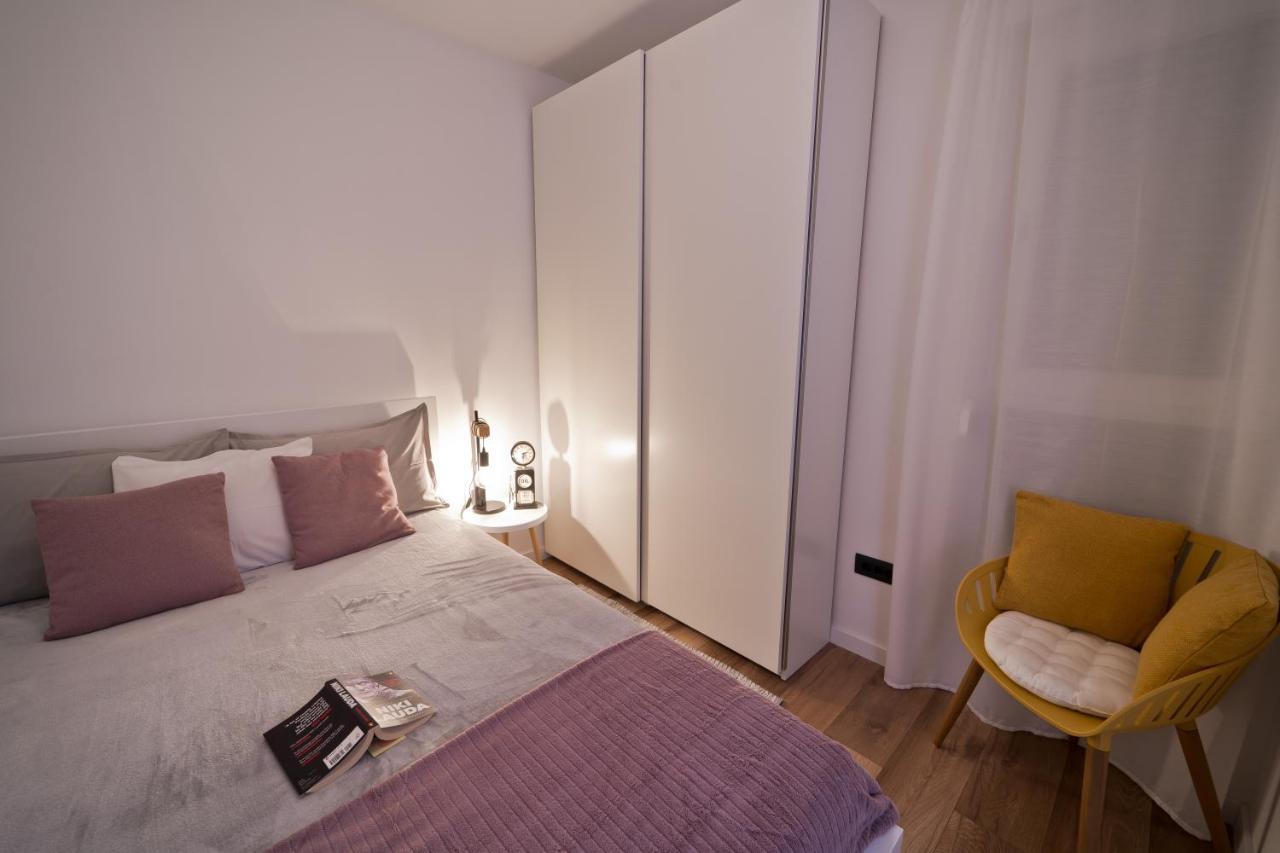 Malemi Apartment พูลา ภายนอก รูปภาพ