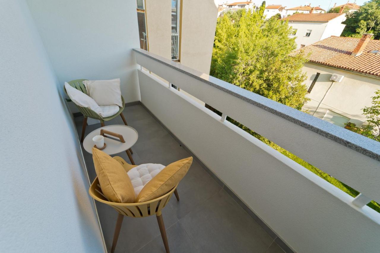 Malemi Apartment พูลา ภายนอก รูปภาพ
