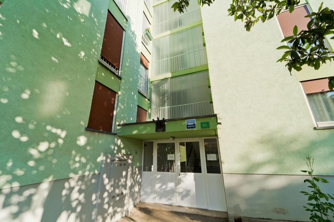 Malemi Apartment พูลา ภายนอก รูปภาพ
